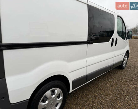 Белый Рено Трафик, объемом двигателя 2 л и пробегом 280 тыс. км за 14300 $, фото 11 на Automoto.ua