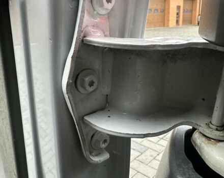 Белый Рено Трафик, объемом двигателя 2 л и пробегом 189 тыс. км за 13600 $, фото 48 на Automoto.ua