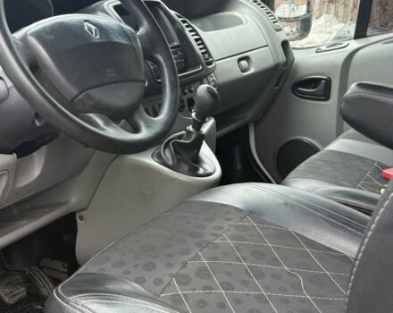 Белый Рено Трафик, объемом двигателя 2 л и пробегом 355 тыс. км за 8800 $, фото 7 на Automoto.ua