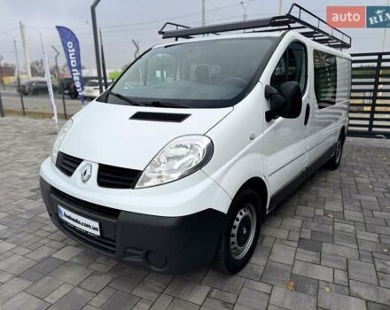 Белый Рено Трафик, объемом двигателя 2 л и пробегом 193 тыс. км за 15750 $, фото 7 на Automoto.ua