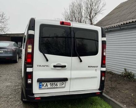 Белый Рено Трафик, объемом двигателя 1.6 л и пробегом 155 тыс. км за 16300 $, фото 3 на Automoto.ua