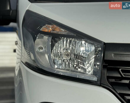 Белый Рено Трафик, объемом двигателя 1.6 л и пробегом 217 тыс. км за 13700 $, фото 41 на Automoto.ua
