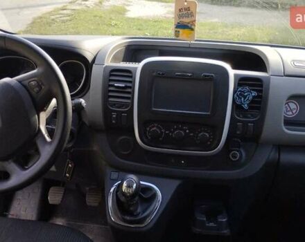 Білий Рено Трафік, об'ємом двигуна 1.6 л та пробігом 300 тис. км за 14000 $, фото 14 на Automoto.ua