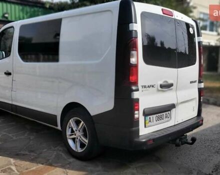 Белый Рено Трафик, объемом двигателя 1.6 л и пробегом 179 тыс. км за 15300 $, фото 4 на Automoto.ua