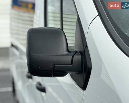 Белый Рено Трафик, объемом двигателя 1.6 л и пробегом 217 тыс. км за 13700 $, фото 34 на Automoto.ua