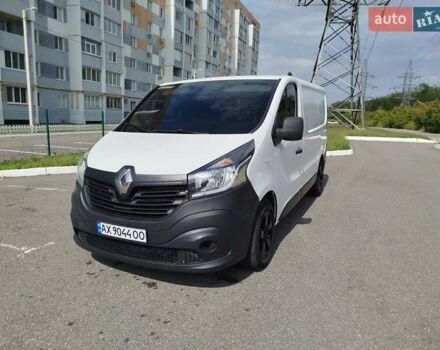 Білий Рено Трафік, об'ємом двигуна 1.6 л та пробігом 320 тис. км за 10000 $, фото 7 на Automoto.ua