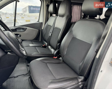 Белый Рено Трафик, объемом двигателя 1.6 л и пробегом 217 тыс. км за 13700 $, фото 50 на Automoto.ua