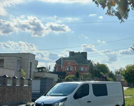 Белый Рено Трафик, объемом двигателя 1.6 л и пробегом 262 тыс. км за 13700 $, фото 4 на Automoto.ua