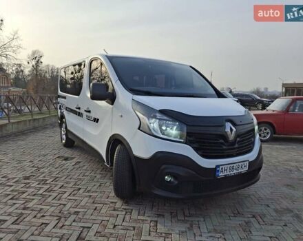 Белый Рено Трафик, объемом двигателя 1.6 л и пробегом 286 тыс. км за 14900 $, фото 1 на Automoto.ua