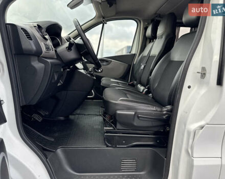 Белый Рено Трафик, объемом двигателя 1.6 л и пробегом 217 тыс. км за 13700 $, фото 49 на Automoto.ua