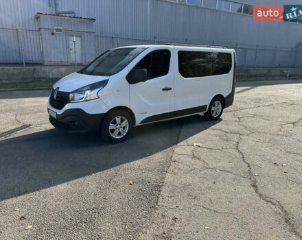 Білий Рено Трафік, об'ємом двигуна 1.6 л та пробігом 261 тис. км за 13700 $, фото 3 на Automoto.ua