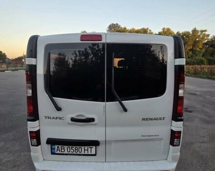 Белый Рено Трафик, объемом двигателя 1.6 л и пробегом 292 тыс. км за 13600 $, фото 16 на Automoto.ua