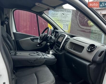 Білий Рено Трафік, об'ємом двигуна 1.6 л та пробігом 231 тис. км за 14400 $, фото 10 на Automoto.ua