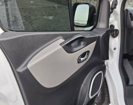 Белый Рено Трафик, объемом двигателя 1.6 л и пробегом 286 тыс. км за 14900 $, фото 15 на Automoto.ua