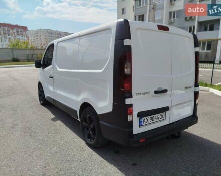 Білий Рено Трафік, об'ємом двигуна 1.6 л та пробігом 320 тис. км за 10000 $, фото 2 на Automoto.ua