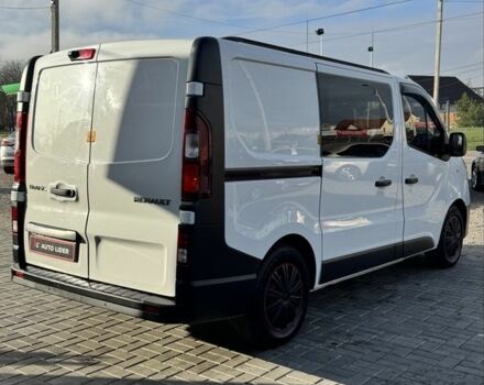 Белый Рено Трафик, объемом двигателя 1.6 л и пробегом 222 тыс. км за 15800 $, фото 3 на Automoto.ua