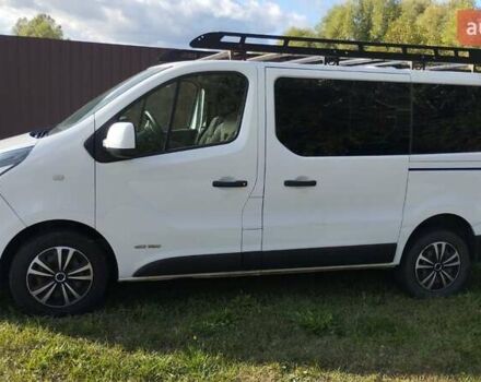 Білий Рено Трафік, об'ємом двигуна 1.6 л та пробігом 300 тис. км за 14000 $, фото 5 на Automoto.ua