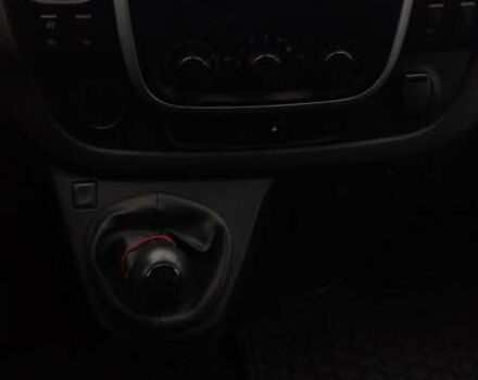 Белый Рено Трафик, объемом двигателя 1.6 л и пробегом 220 тыс. км за 11900 $, фото 15 на Automoto.ua