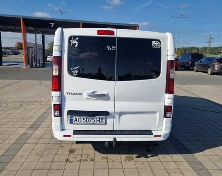 Белый Рено Трафик, объемом двигателя 1.6 л и пробегом 350 тыс. км за 13500 $, фото 2 на Automoto.ua