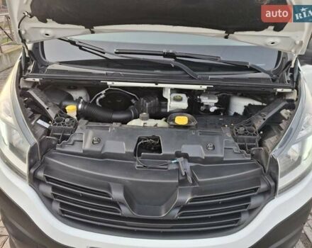 Белый Рено Трафик, объемом двигателя 1.6 л и пробегом 286 тыс. км за 14900 $, фото 29 на Automoto.ua