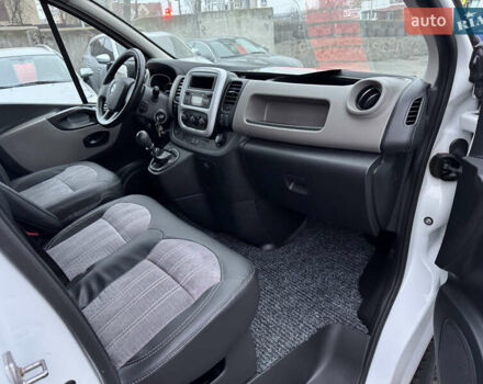 Білий Рено Трафік, об'ємом двигуна 1.6 л та пробігом 287 тис. км за 14200 $, фото 22 на Automoto.ua