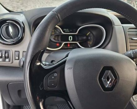 Белый Рено Трафик, объемом двигателя 1.6 л и пробегом 286 тыс. км за 14900 $, фото 19 на Automoto.ua