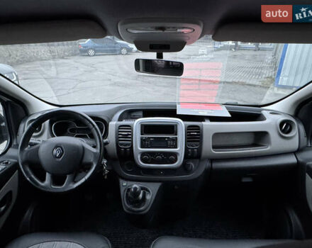 Білий Рено Трафік, об'ємом двигуна 1.6 л та пробігом 287 тис. км за 14200 $, фото 25 на Automoto.ua