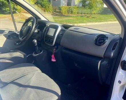 Білий Рено Трафік, об'ємом двигуна 1.6 л та пробігом 234 тис. км за 15200 $, фото 1 на Automoto.ua