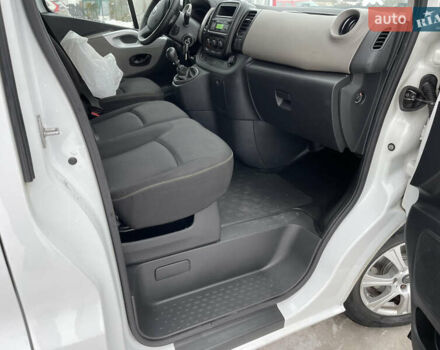 Білий Рено Трафік, об'ємом двигуна 0 л та пробігом 263 тис. км за 13950 $, фото 22 на Automoto.ua