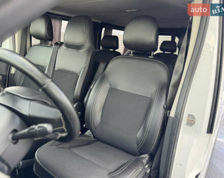 Белый Рено Трафик, объемом двигателя 1.6 л и пробегом 217 тыс. км за 13700 $, фото 52 на Automoto.ua