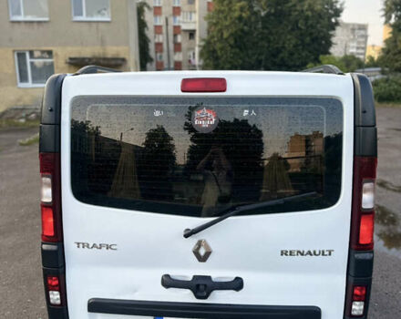 Білий Рено Трафік, об'ємом двигуна 1.6 л та пробігом 275 тис. км за 16000 $, фото 7 на Automoto.ua