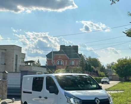 Белый Рено Трафик, объемом двигателя 1.6 л и пробегом 262 тыс. км за 13700 $, фото 2 на Automoto.ua