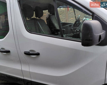 Белый Рено Трафик, объемом двигателя 1.6 л и пробегом 317 тыс. км за 13700 $, фото 6 на Automoto.ua
