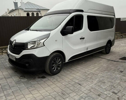 Белый Рено Трафик, объемом двигателя 1.6 л и пробегом 305 тыс. км за 16500 $, фото 2 на Automoto.ua