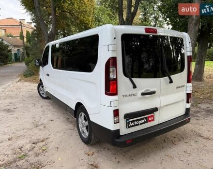 Белый Рено Трафик, объемом двигателя 1.6 л и пробегом 185 тыс. км за 16790 $, фото 7 на Automoto.ua