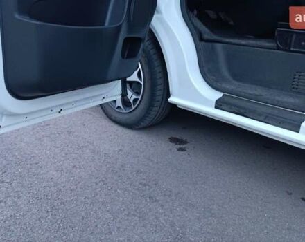 Рено Трафік 2016 у Сарнах на Automoto.ua Білий Рено Трафік, об'ємом двигуна 1.6 л та пробігом 187 тис. км за 13750 $, фото 67 на Automoto.ua