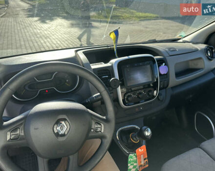 Білий Рено Трафік, об'ємом двигуна 1.6 л та пробігом 276 тис. км за 15500 $, фото 12 на Automoto.ua