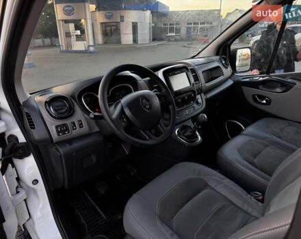 Белый Рено Трафик, объемом двигателя 1.6 л и пробегом 219 тыс. км за 13500 $, фото 34 на Automoto.ua