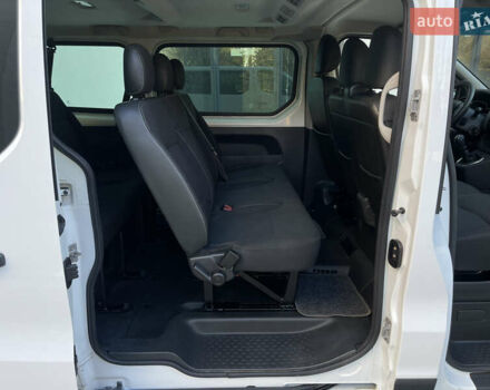 Белый Рено Трафик, объемом двигателя 1.6 л и пробегом 227 тыс. км за 16300 $, фото 26 на Automoto.ua