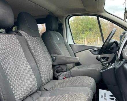 Білий Рено Трафік, об'ємом двигуна 1.6 л та пробігом 218 тис. км за 13500 $, фото 16 на Automoto.ua