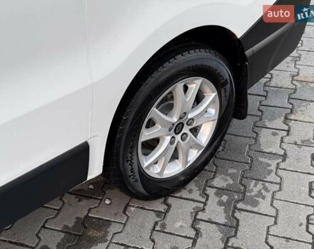 Белый Рено Трафик, объемом двигателя 1.6 л и пробегом 219 тыс. км за 13500 $, фото 42 на Automoto.ua