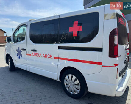 Белый Рено Трафик, объемом двигателя 1.6 л и пробегом 39 тыс. км за 19900 $, фото 10 на Automoto.ua