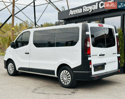 Белый Рено Трафик, объемом двигателя 1.6 л и пробегом 327 тыс. км за 14800 $, фото 13 на Automoto.ua