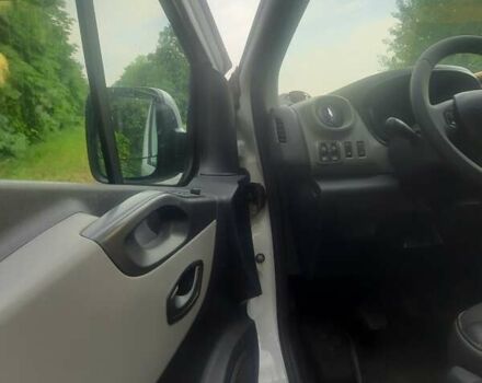 Белый Рено Трафик, объемом двигателя 1.6 л и пробегом 220 тыс. км за 16200 $, фото 10 на Automoto.ua