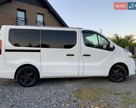 Белый Рено Трафик, объемом двигателя 1.6 л и пробегом 202 тыс. км за 15300 $, фото 5 на Automoto.ua