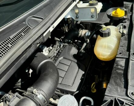 Білий Рено Трафік, об'ємом двигуна 1.6 л та пробігом 3 тис. км за 15000 $, фото 3 на Automoto.ua