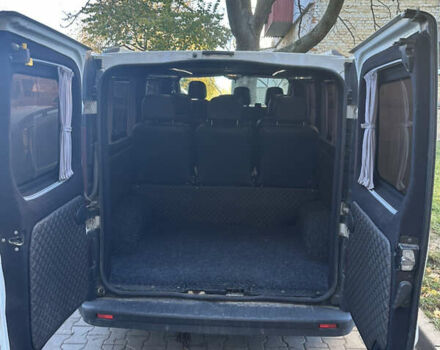 Білий Рено Трафік, об'ємом двигуна 1.6 л та пробігом 276 тис. км за 15500 $, фото 6 на Automoto.ua