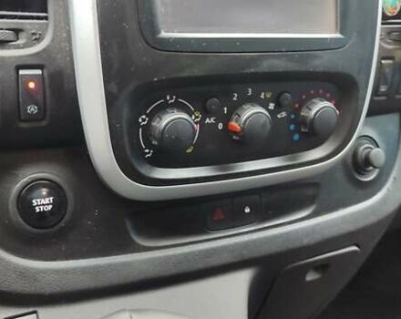 Белый Рено Трафик, объемом двигателя 1.6 л и пробегом 194 тыс. км за 16000 $, фото 41 на Automoto.ua