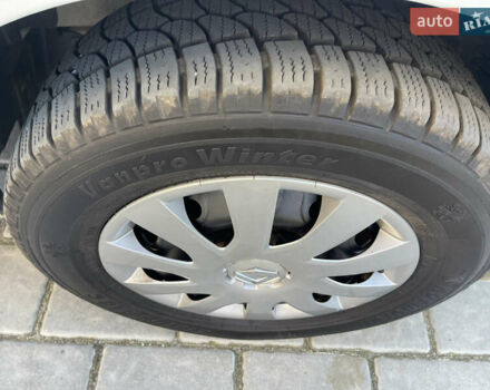 Белый Рено Трафик, объемом двигателя 1.6 л и пробегом 227 тыс. км за 16300 $, фото 33 на Automoto.ua