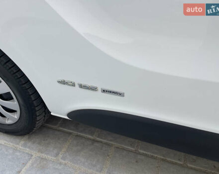 Белый Рено Трафик, объемом двигателя 1.6 л и пробегом 227 тыс. км за 16300 $, фото 10 на Automoto.ua